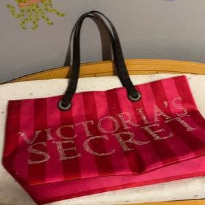 Victoria’s Secret Tote. NWOT💎🎉